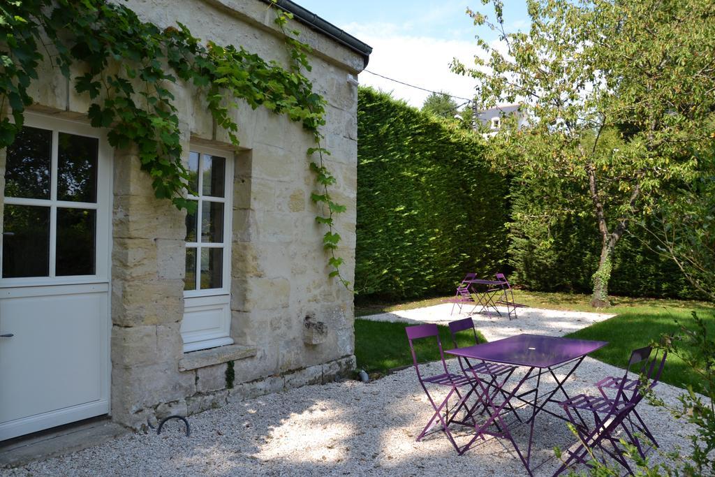 Villa Le Pavillon De La Lanterne Rochecorbon Esterno foto